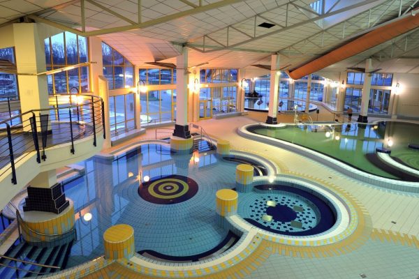 VitalMed Relaxing Weekdays Preseason S  rv  r Baths Thermal Baths