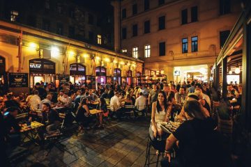 ruin bars in Budapest