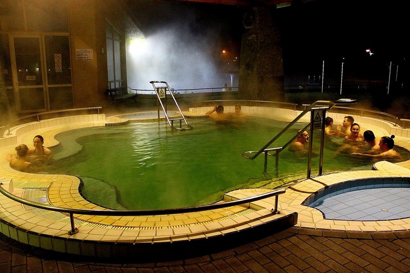 Szigetvári Gyógyfürdő termálfürdő