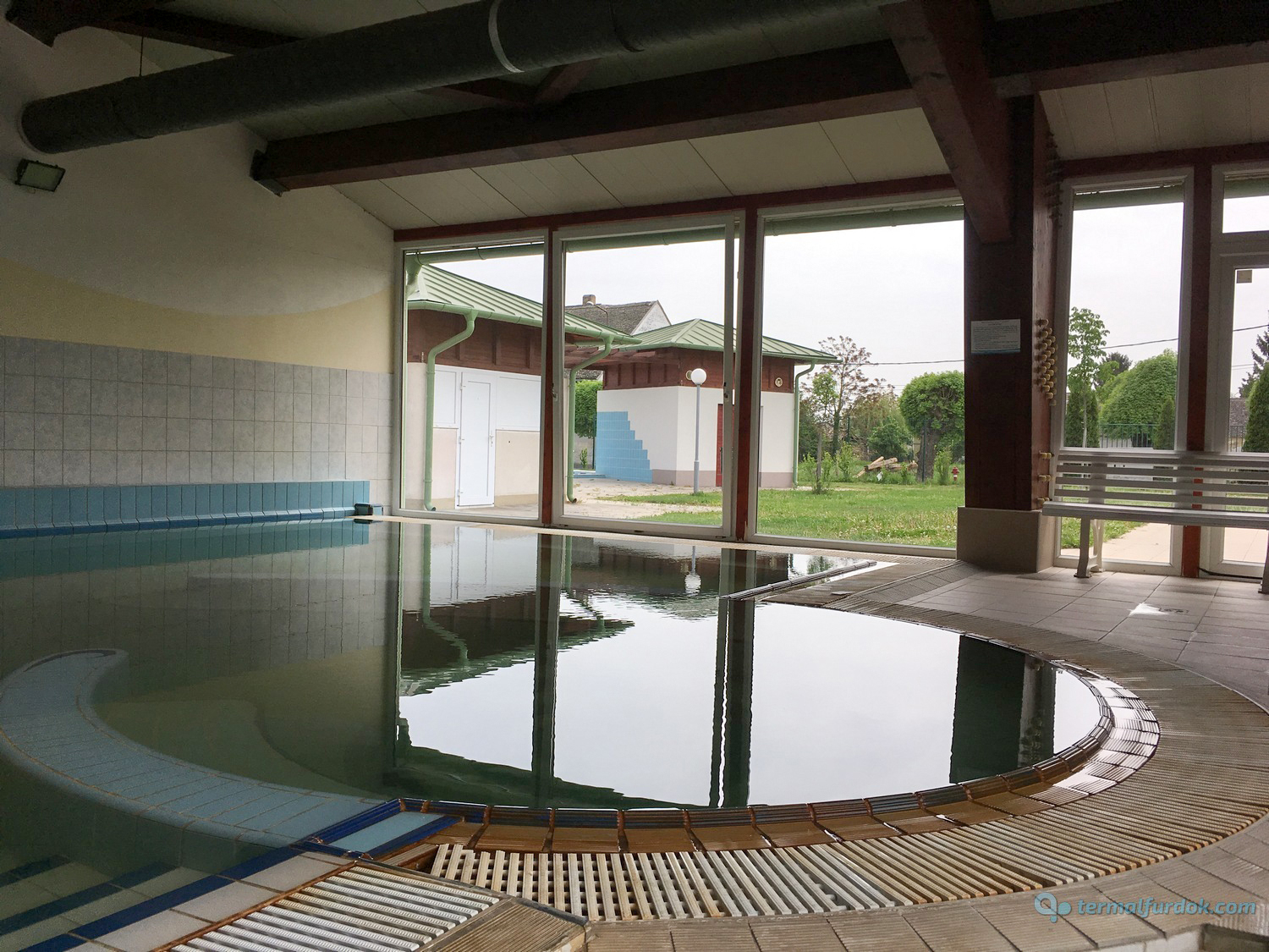 mohácsi fürdő termál