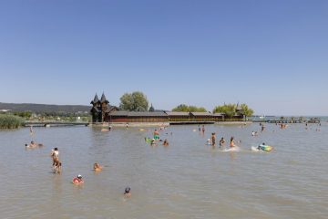 balaton-keszthelyi-városi-strand.