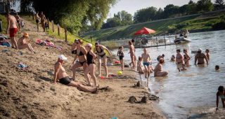 Öt tiszai fürdőhely várja a strandolókat Jász-Nagykun-Szolnokban