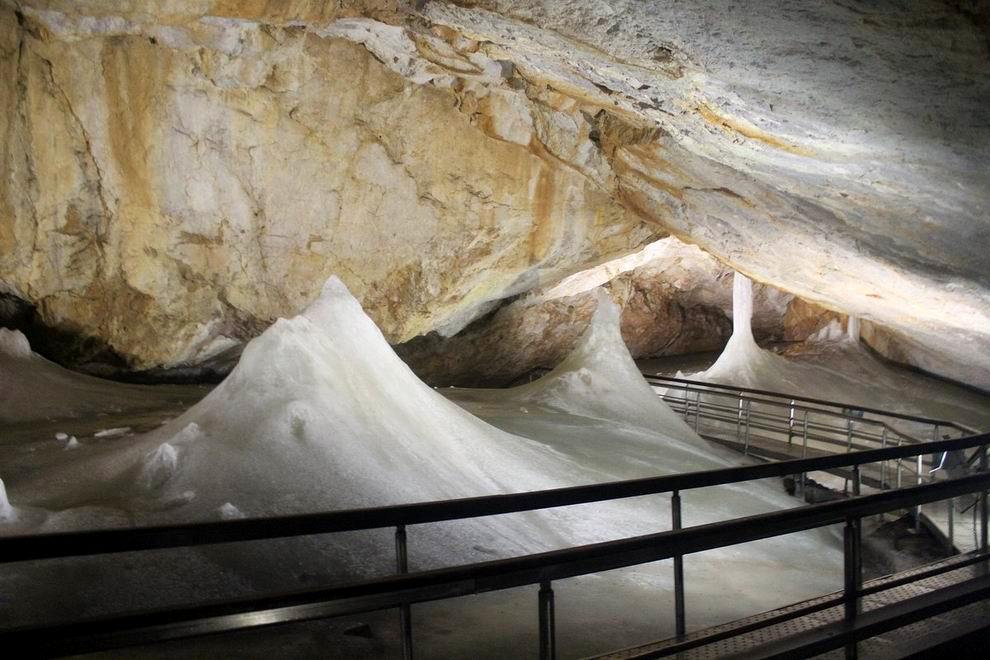 Dobsinai-jégbarlang