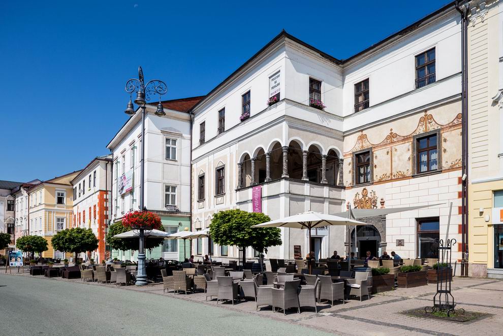 besztercebánya modern építészeti múzeum