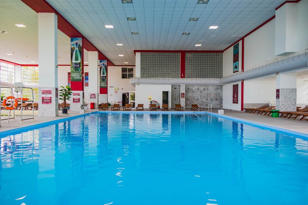 parajd wellness központ úszómedence