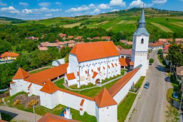 Székelyderzsi erődtemplom